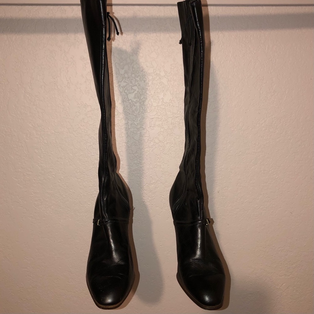 Vintage Cobbies knee-high black leather heeled zip up boots - s 9 - EUC!